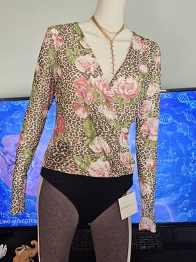 ❗️ GUESS Long-Sleeve  Mesh Bodysuit - Pink/Green NWT ❗️